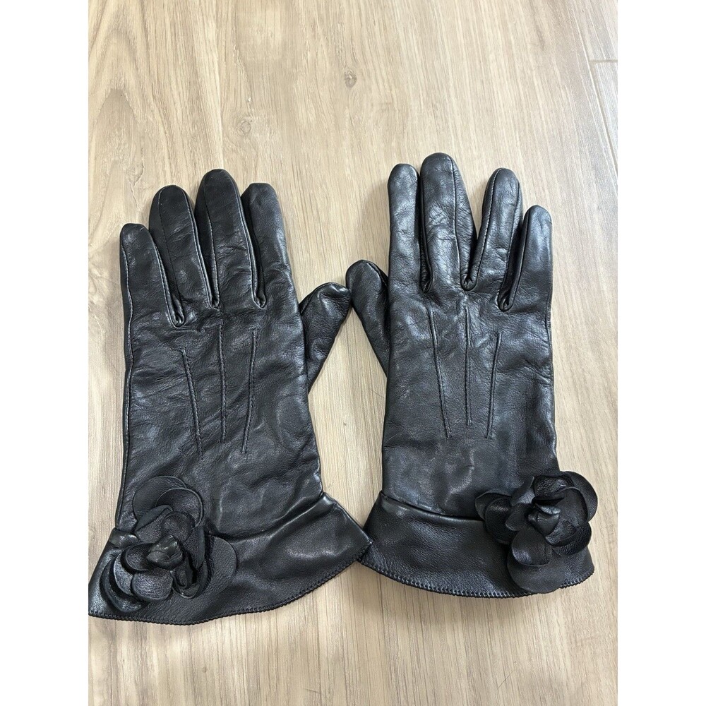 Preston & York Women's Black Leather Gloves Flower Embellished Size L Wrist Snap